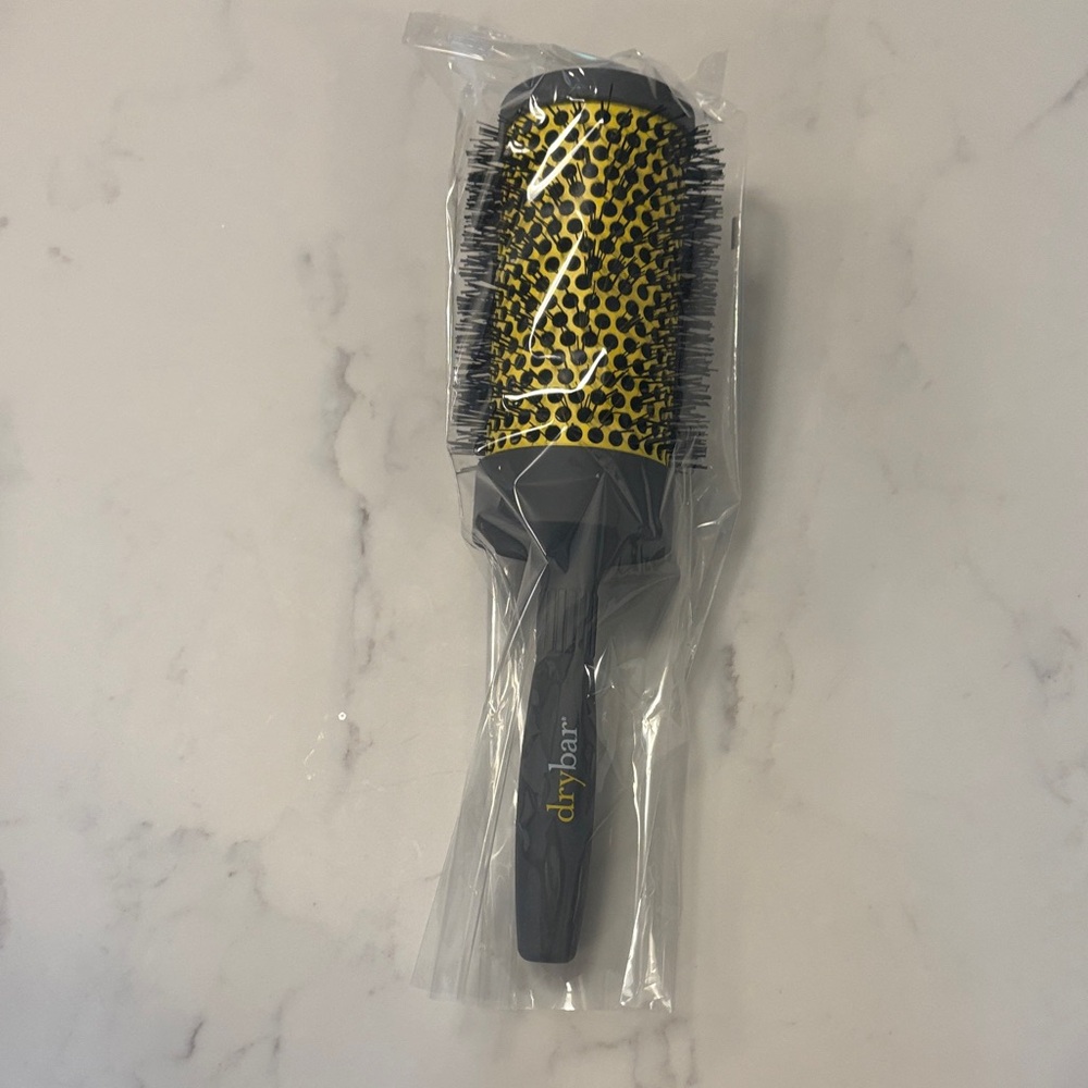 Drybar Double Pint Ceramic Brush